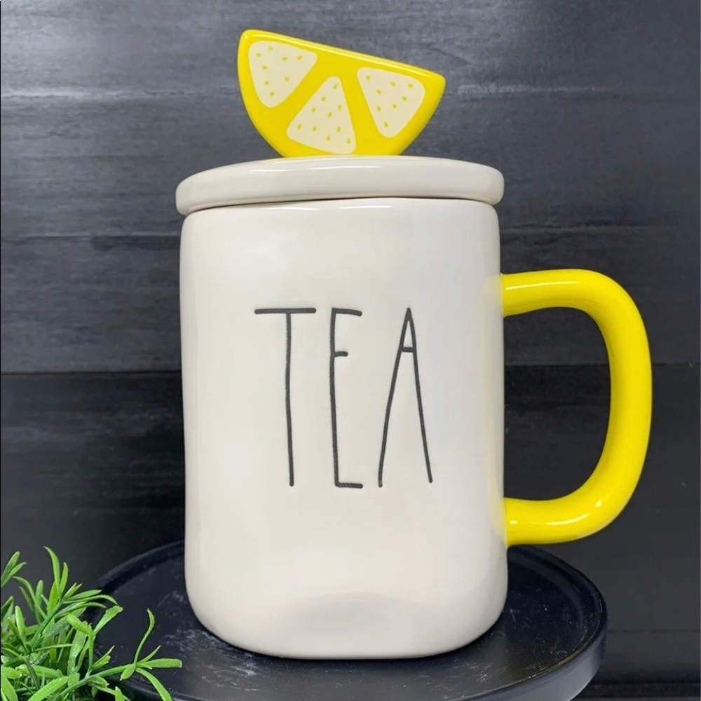 Rae Dunn TEA MUG LEMON 🍋